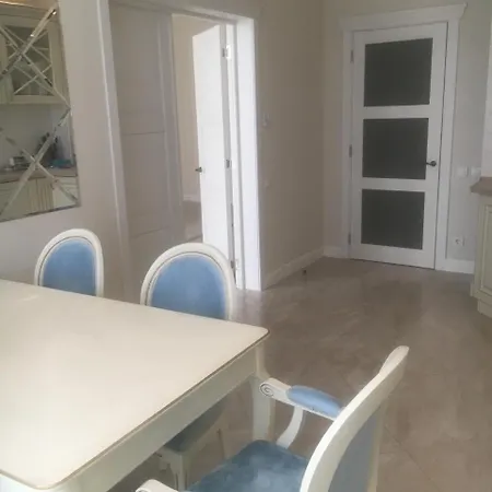 Flat Apartment *